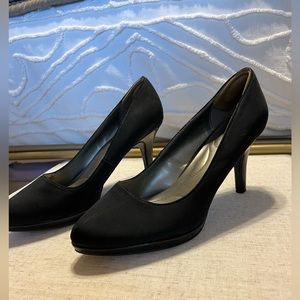 Black heels